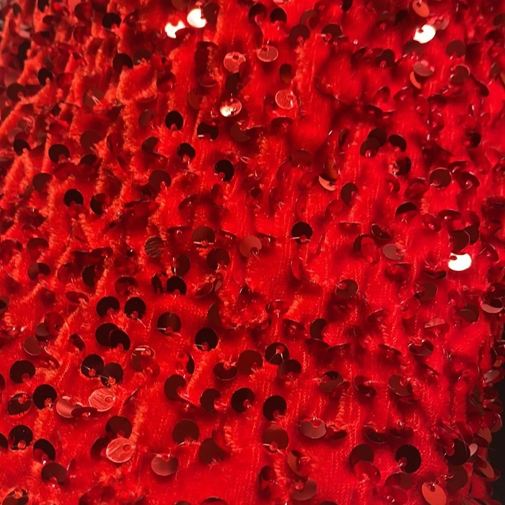 Red sequins size 4 prom dress - Picture 6 of 9